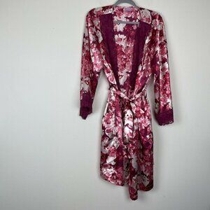 Amoureuse Pink Floral Lace Silky Robe Size Large 18/20